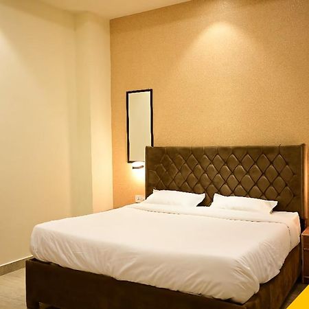 Hotel Kapson Palace Bareilly Exterior foto