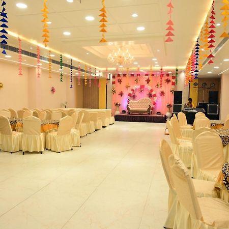 Hotel Kapson Palace Bareilly Exterior foto